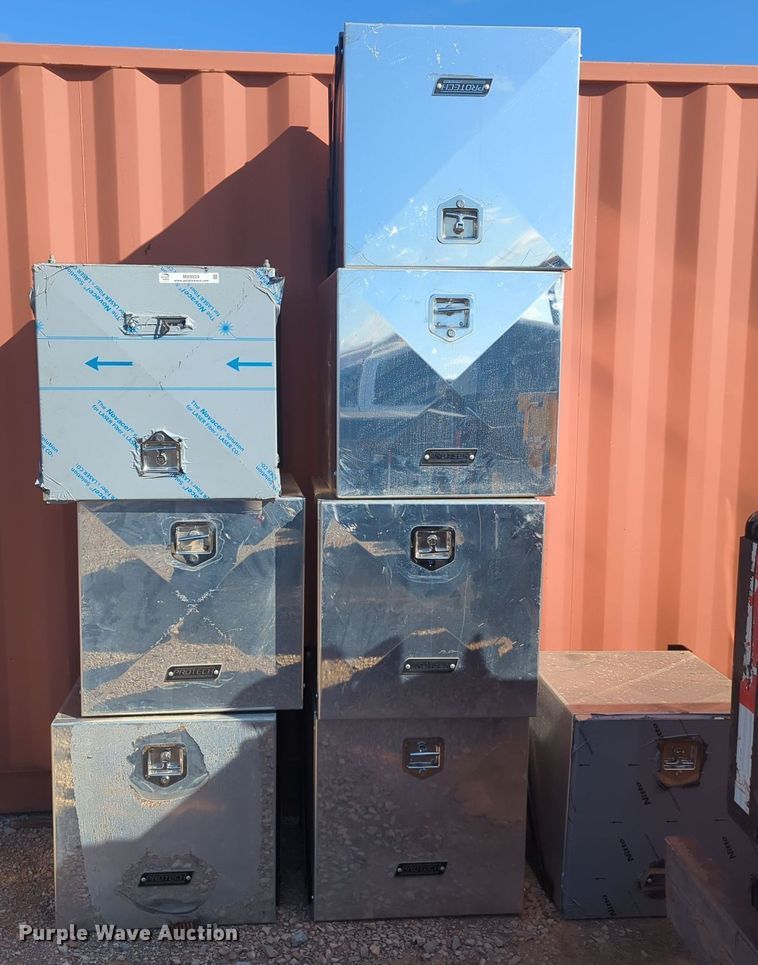 image for item MX9524 (8) tool boxes