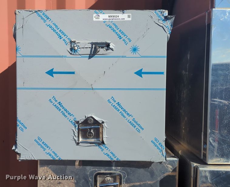 image for item MX9524 (8) tool boxes