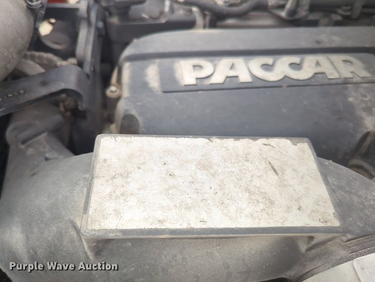 image for item MX9528 2019 Kenworth T680  semi truck