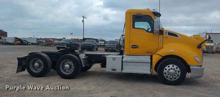 image for item MX9530 2020 Kenworth T680  semi truck