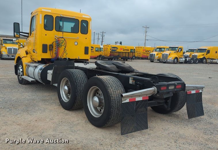 image for item MX9530 2020 Kenworth T680  semi truck