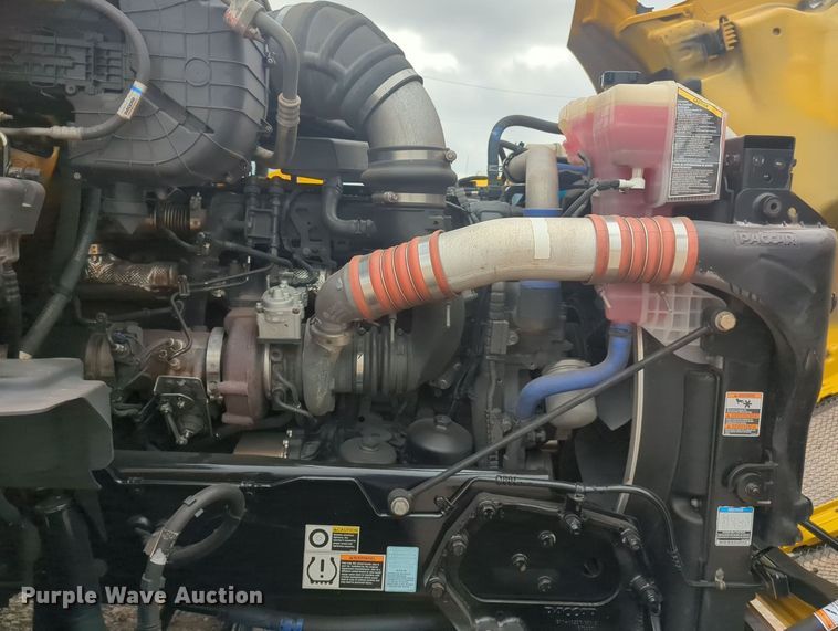 image for item MX9530 2020 Kenworth T680  semi truck