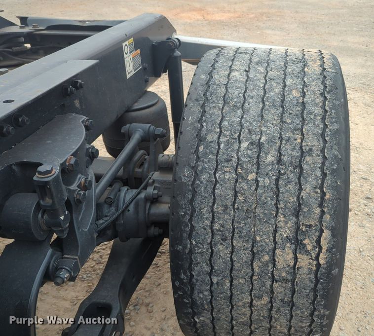 image for item MX9530 2020 Kenworth T680  semi truck