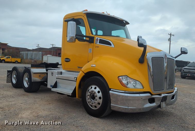 image for item MX9531 2020 Kenworth T680  semi truck