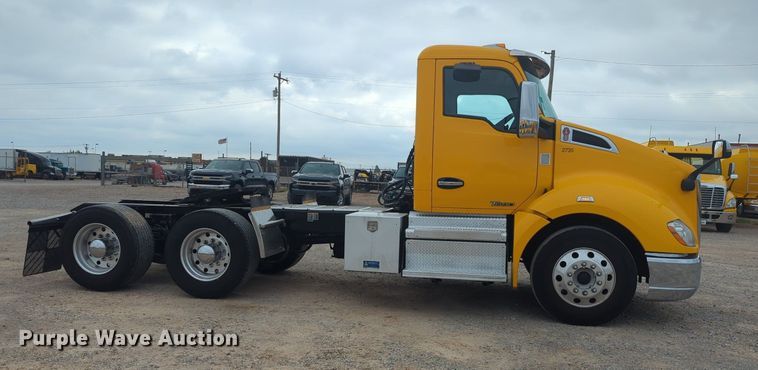 image for item MX9531 2020 Kenworth T680  semi truck