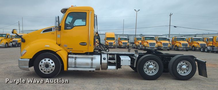 image for item MX9531 2020 Kenworth T680  semi truck