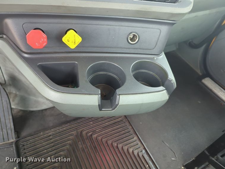 image for item MX9531 2020 Kenworth T680  semi truck