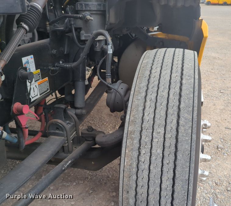 image for item MX9531 2020 Kenworth T680  semi truck