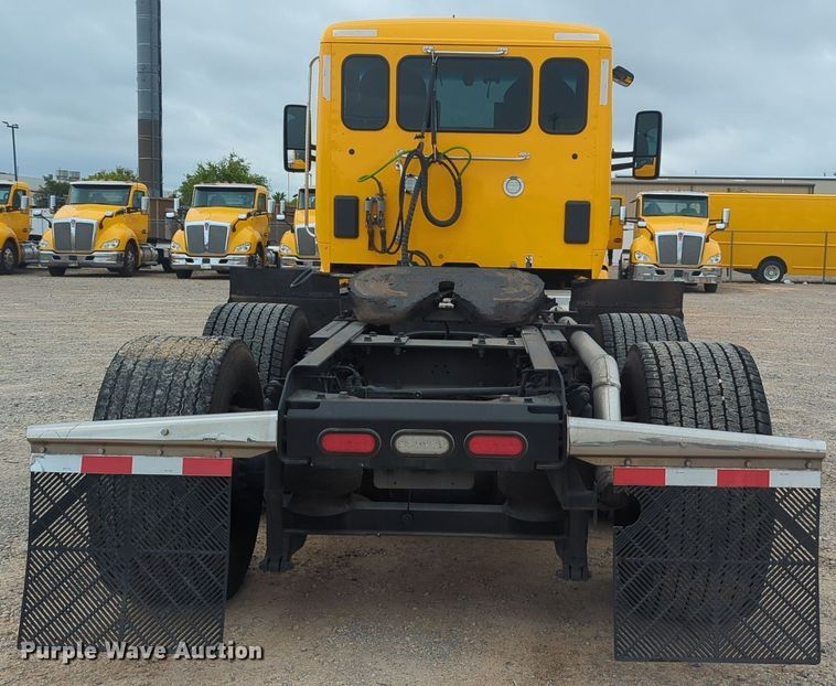 image for item MX9532 2020 Kenworth T680  semi truck