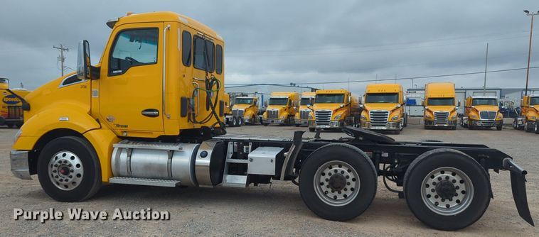 image for item MX9532 2020 Kenworth T680  semi truck