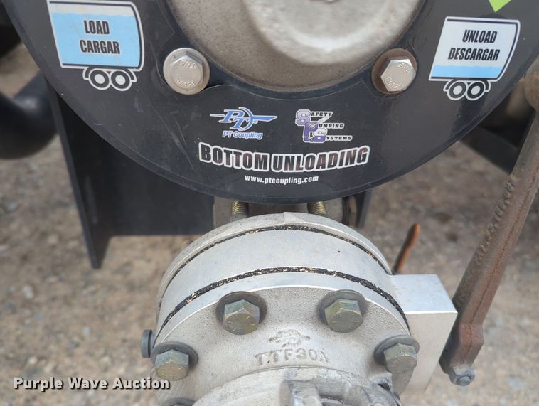 image for item MX9532 2020 Kenworth T680  semi truck