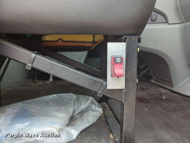 image for item MX9532 2020 Kenworth T680  semi truck