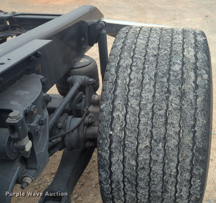 image for item MX9532 2020 Kenworth T680  semi truck