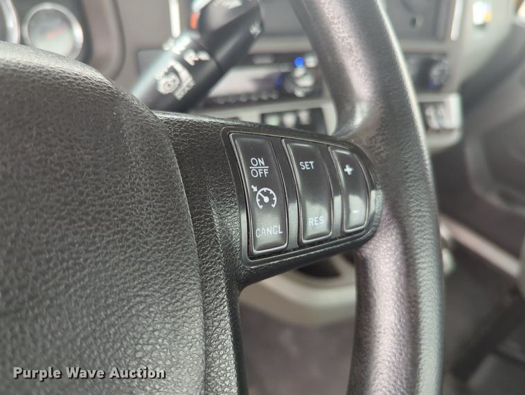 image for item MX9533 2019 Kenworth T680  semi truck