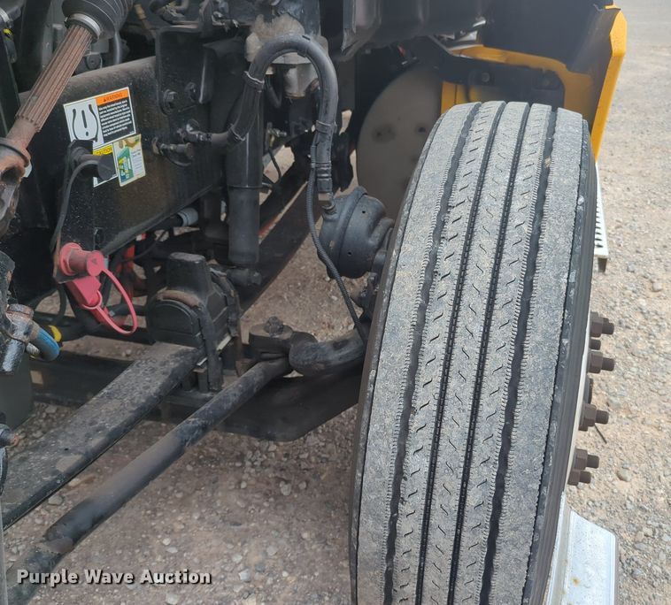 image for item MX9533 2019 Kenworth T680  semi truck