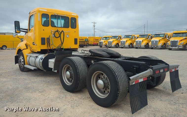 image for item MX9534 2020 Kenworth T680  semi truck