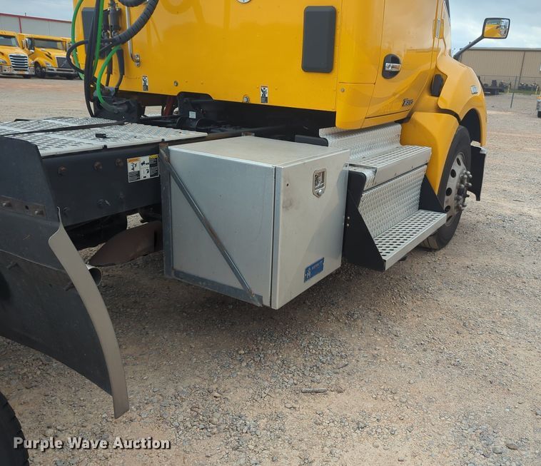 image for item MX9534 2020 Kenworth T680  semi truck