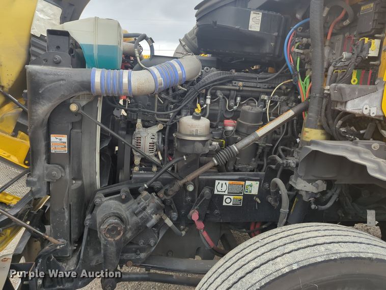 image for item MX9534 2020 Kenworth T680  semi truck