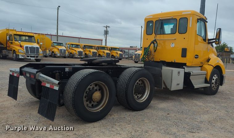 image for item MX9535 2019 Kenworth T680  semi truck