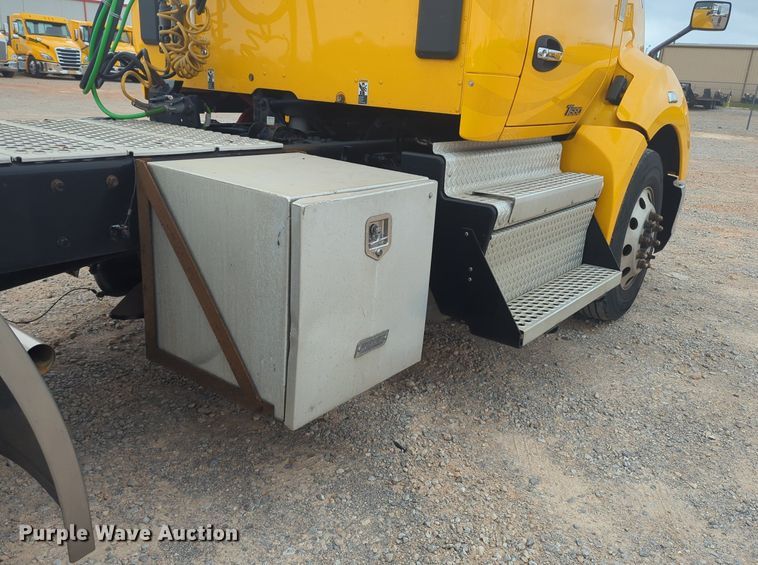 image for item MX9535 2019 Kenworth T680  semi truck