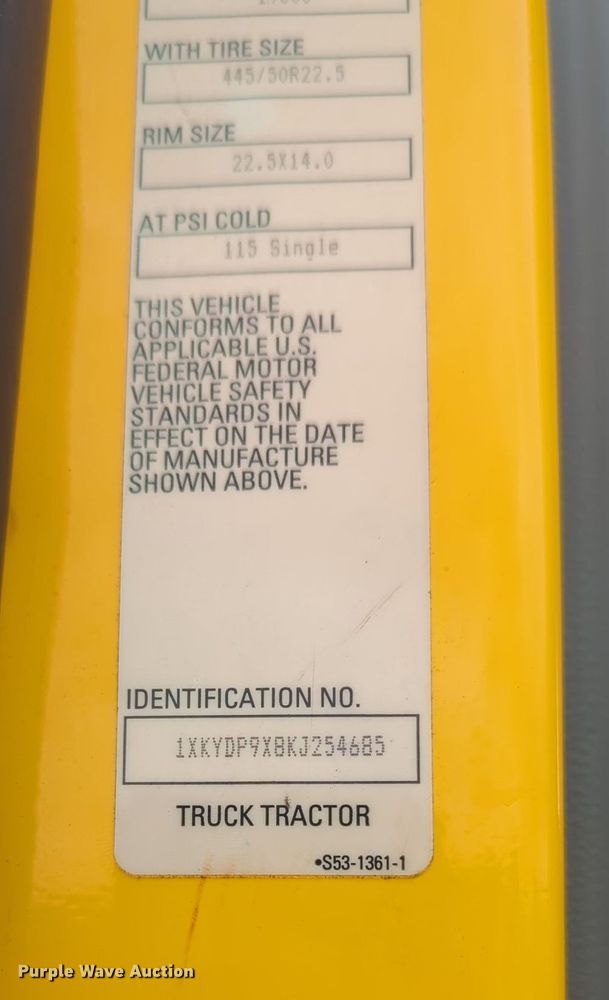 image for item MX9535 2019 Kenworth T680  semi truck