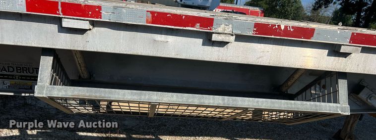 image for item NA9146 2001 Wilson CF900  flatbed trailer