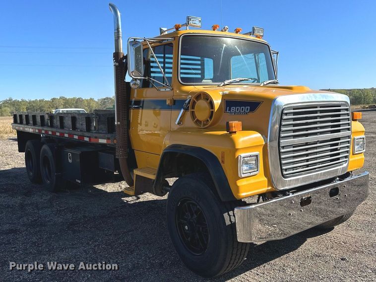 image for item NP9693 1987 Ford L8000  dump flatbed truck