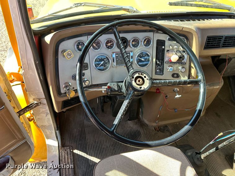 image for item NP9693 1987 Ford L8000  dump flatbed truck