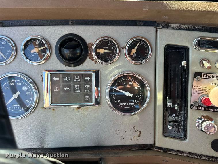 image for item NP9693 1987 Ford L8000  dump flatbed truck