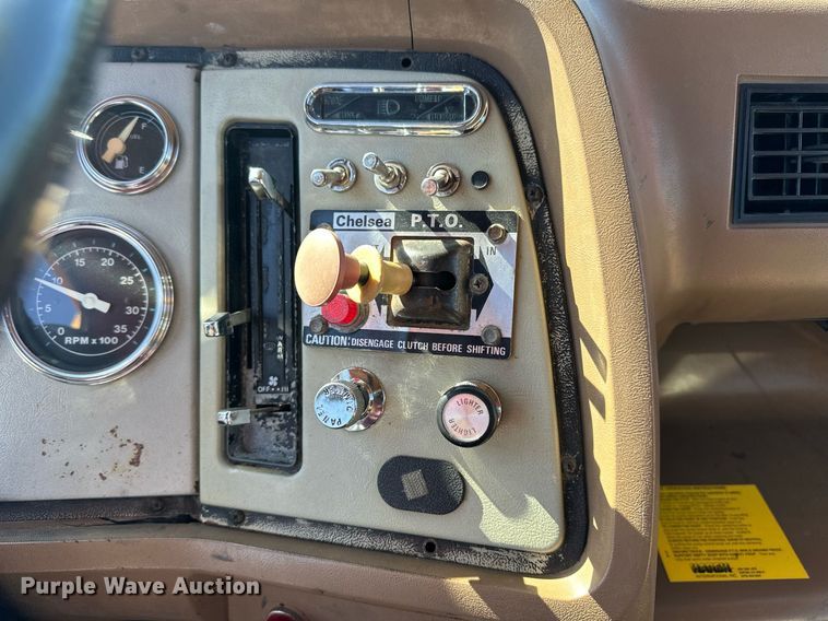 image for item NP9693 1987 Ford L8000  dump flatbed truck