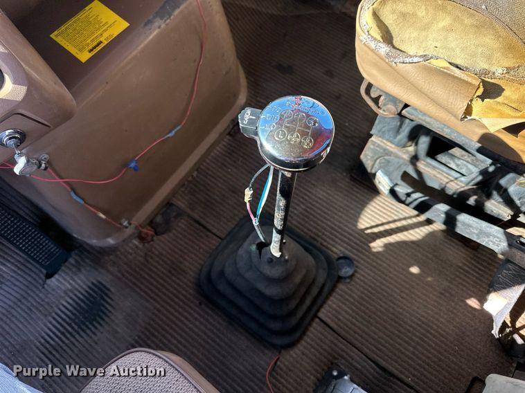 image for item NP9693 1987 Ford L8000  dump flatbed truck