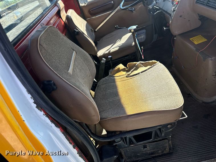 image for item NP9693 1987 Ford L8000  dump flatbed truck