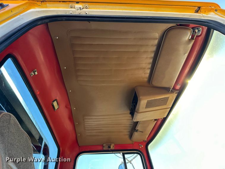 image for item NP9693 1987 Ford L8000  dump flatbed truck