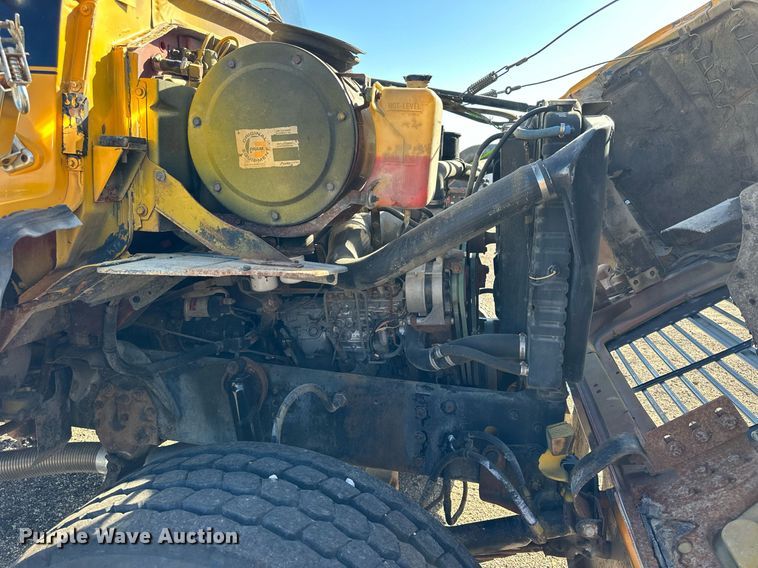 image for item NP9693 1987 Ford L8000  dump flatbed truck