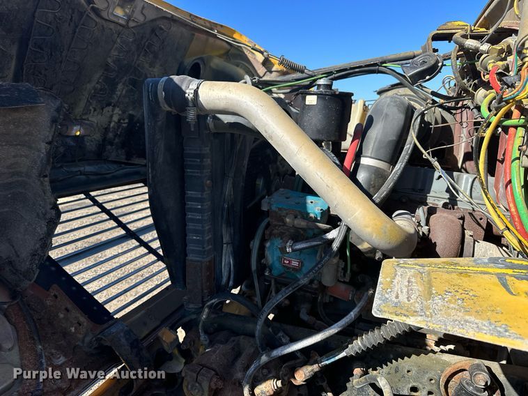 image for item NP9693 1987 Ford L8000  dump flatbed truck