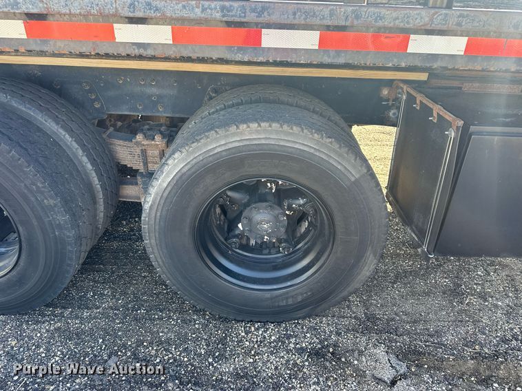 image for item NP9693 1987 Ford L8000  dump flatbed truck