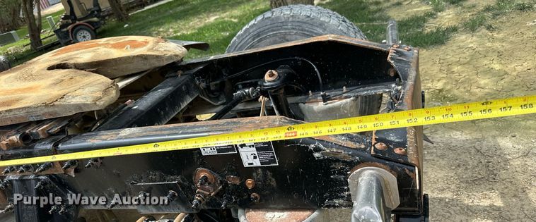 image for item NP9919 2015 Peterbilt 389  semi truck