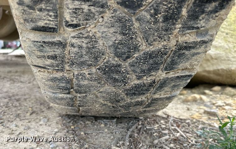 image for item NP9919 2015 Peterbilt 389  semi truck