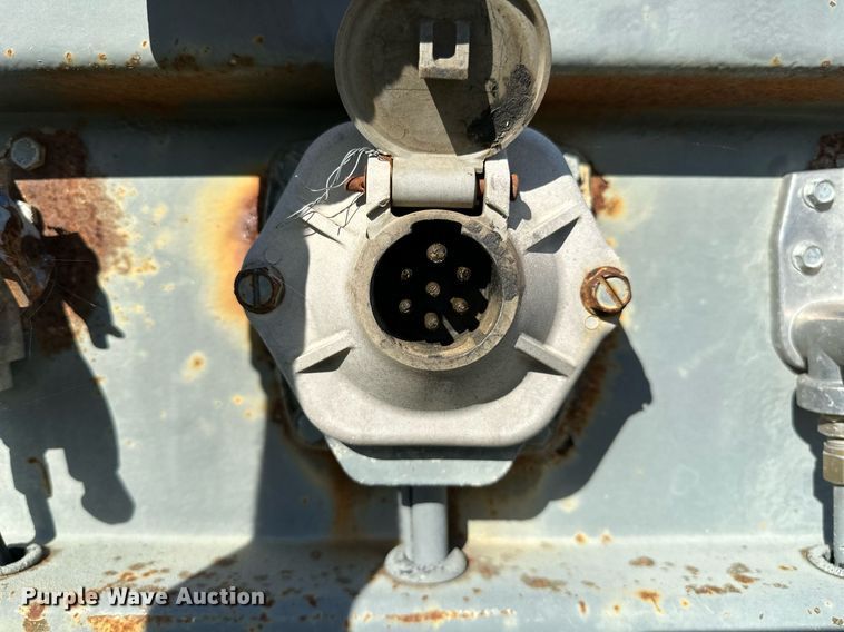 image for item NQ9319 1998 Nu Van NVF-48102  side curtain trailer