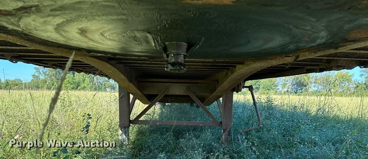 image for item NQ9319 1998 Nu Van NVF-48102  side curtain trailer