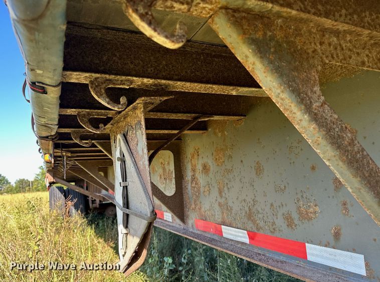 image for item NQ9319 1998 Nu Van NVF-48102  side curtain trailer