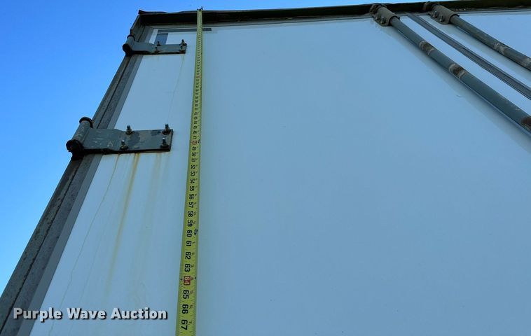 image for item NQ9319 1998 Nu Van NVF-48102  side curtain trailer