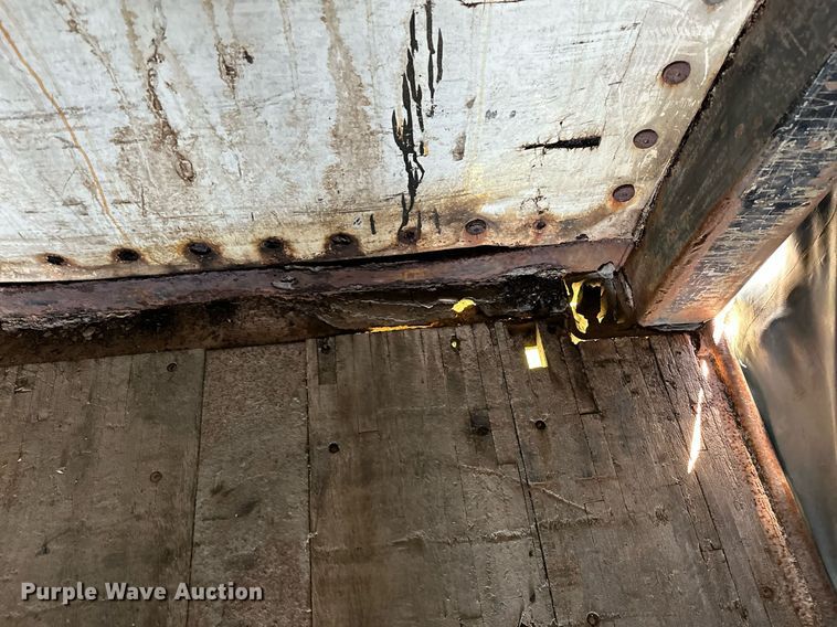 image for item NQ9319 1998 Nu Van NVF-48102  side curtain trailer