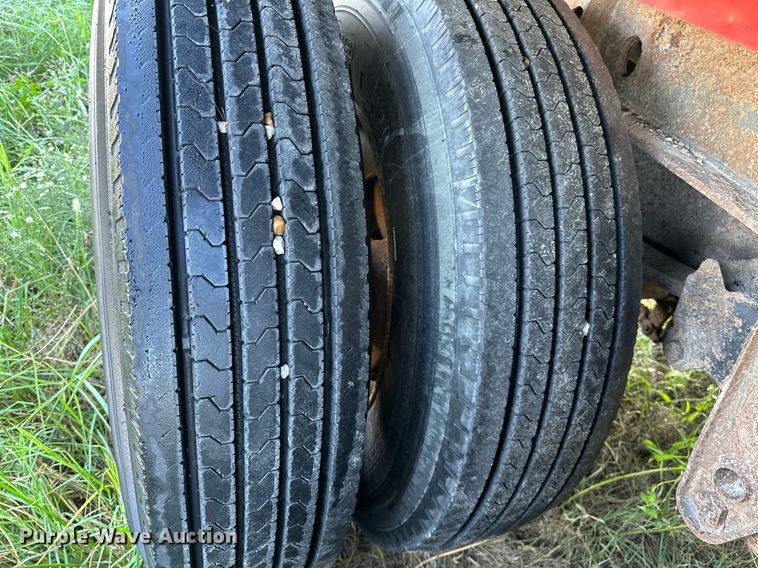 image for item NQ9319 1998 Nu Van NVF-48102  side curtain trailer