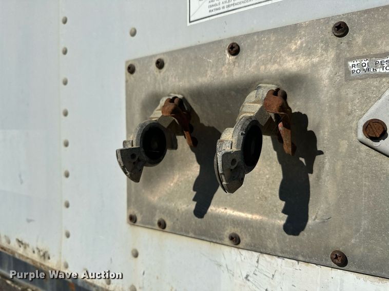 image for item NQ9320 2001 Utility TS2CHA  side curtain trailer