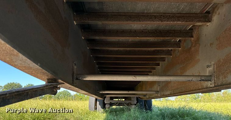 image for item NQ9320 2001 Utility TS2CHA  side curtain trailer