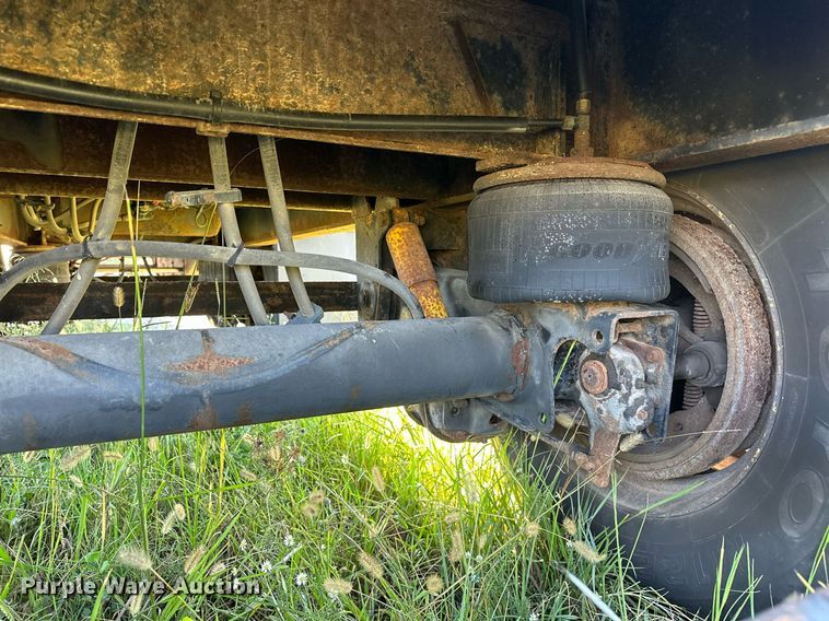 image for item NQ9320 2001 Utility TS2CHA  side curtain trailer