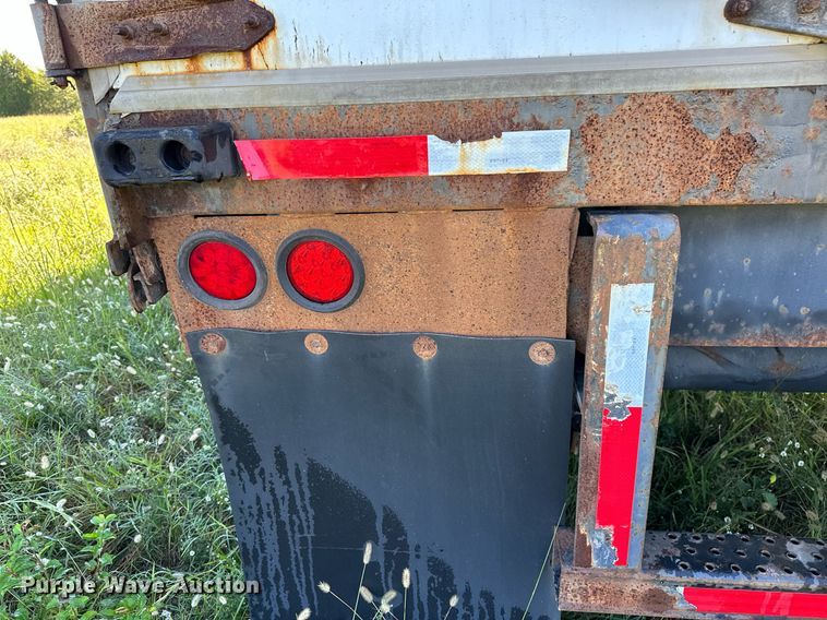 image for item NQ9320 2001 Utility TS2CHA  side curtain trailer