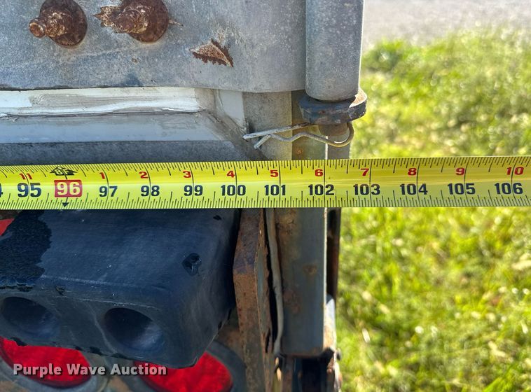 image for item NQ9320 2001 Utility TS2CHA  side curtain trailer