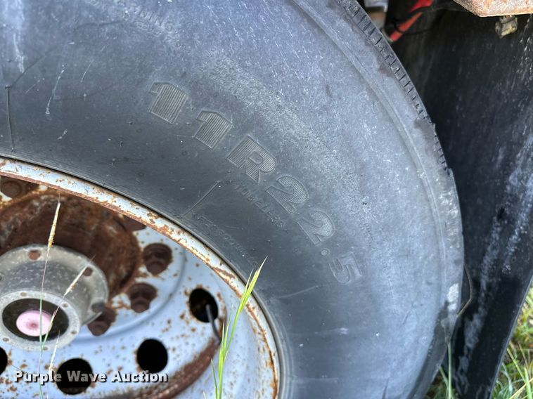 image for item NQ9320 2001 Utility TS2CHA  side curtain trailer